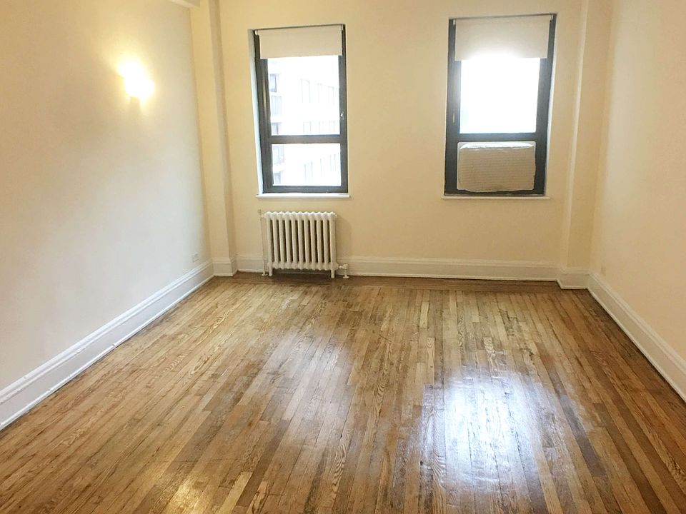 1st image of 11 Waverly Pl APT 10D