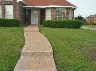 6702 Bluebell Dr, Rowlett, TX 75089