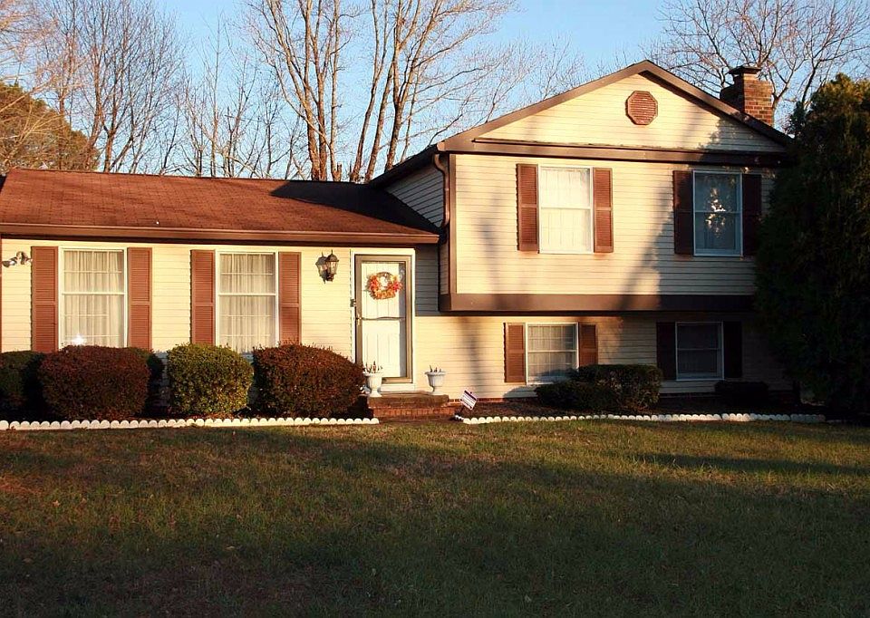1st image of 6205 Checkerberry Dr