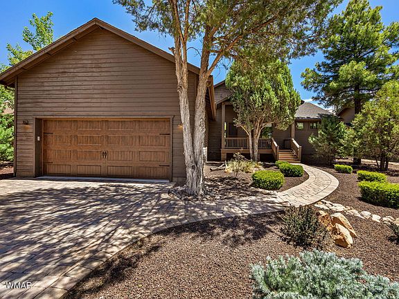 2nd image of 321 N Retreat Dr