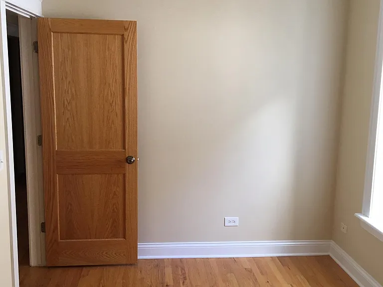 417 Circle Ave #1 — Photo 3