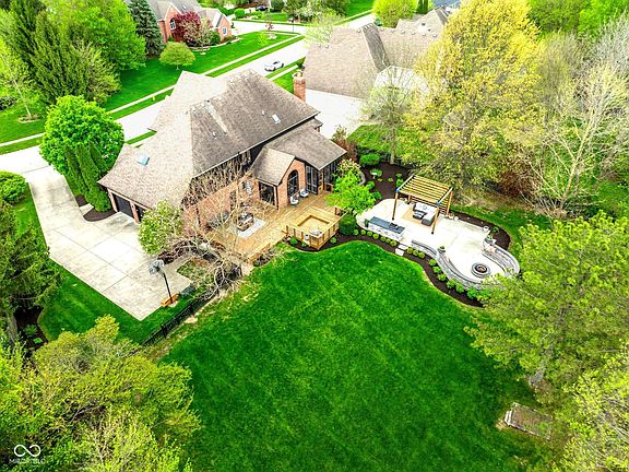 3rd image of 3732 Trewithen Ln