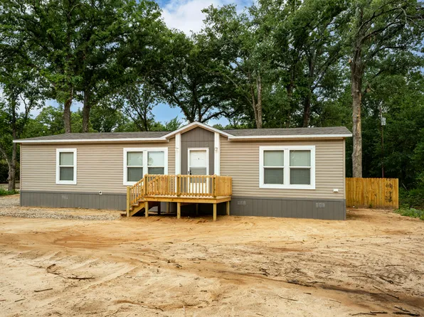 204 Wildflower Dr, Gun Barrel City, TX 75156