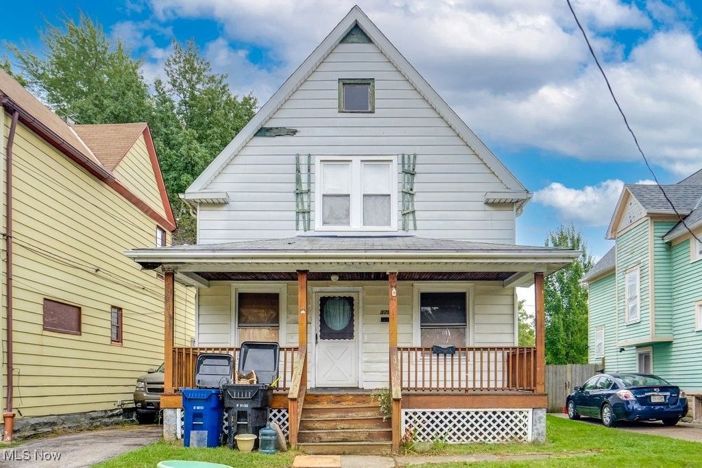 Real estate listing image