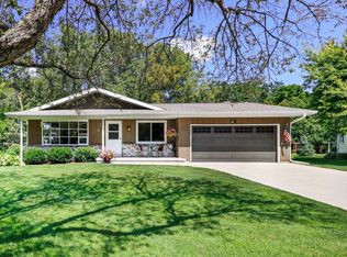 18 Eldon Ct, Madison, WI 53716