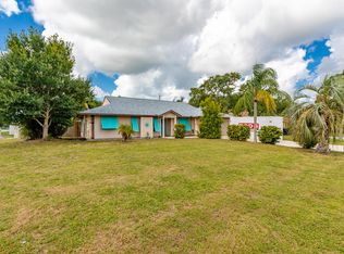 125 Capri Ave, Sebastian, FL 32958