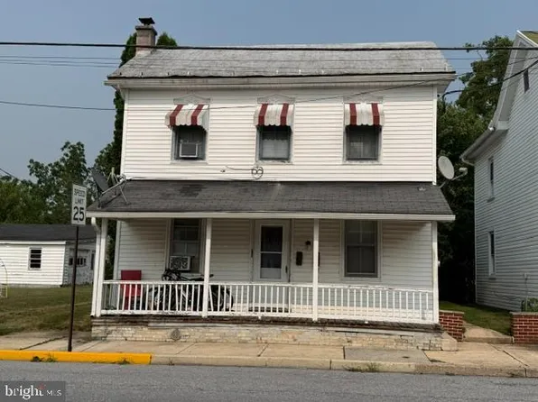 224 Chestnut St, Mount Holly Springs, PA 17065