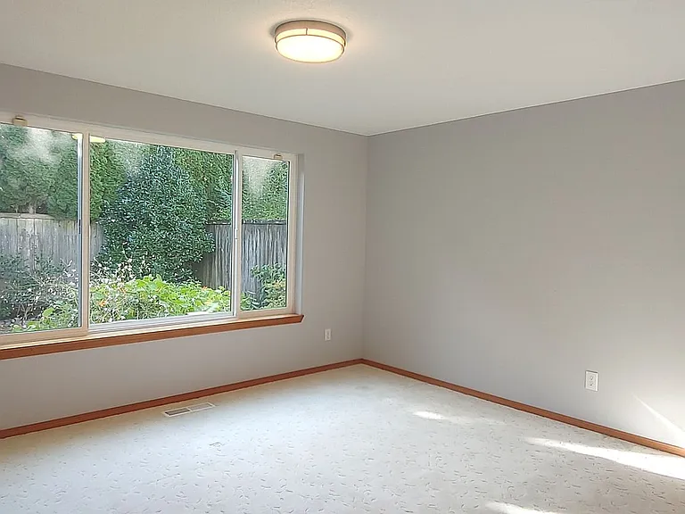 13258 SW Yarrow Way — Photo 11