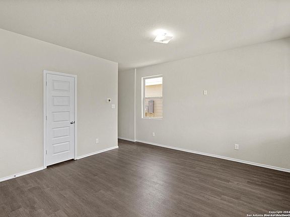 4th image of 5123 Sandstone Way