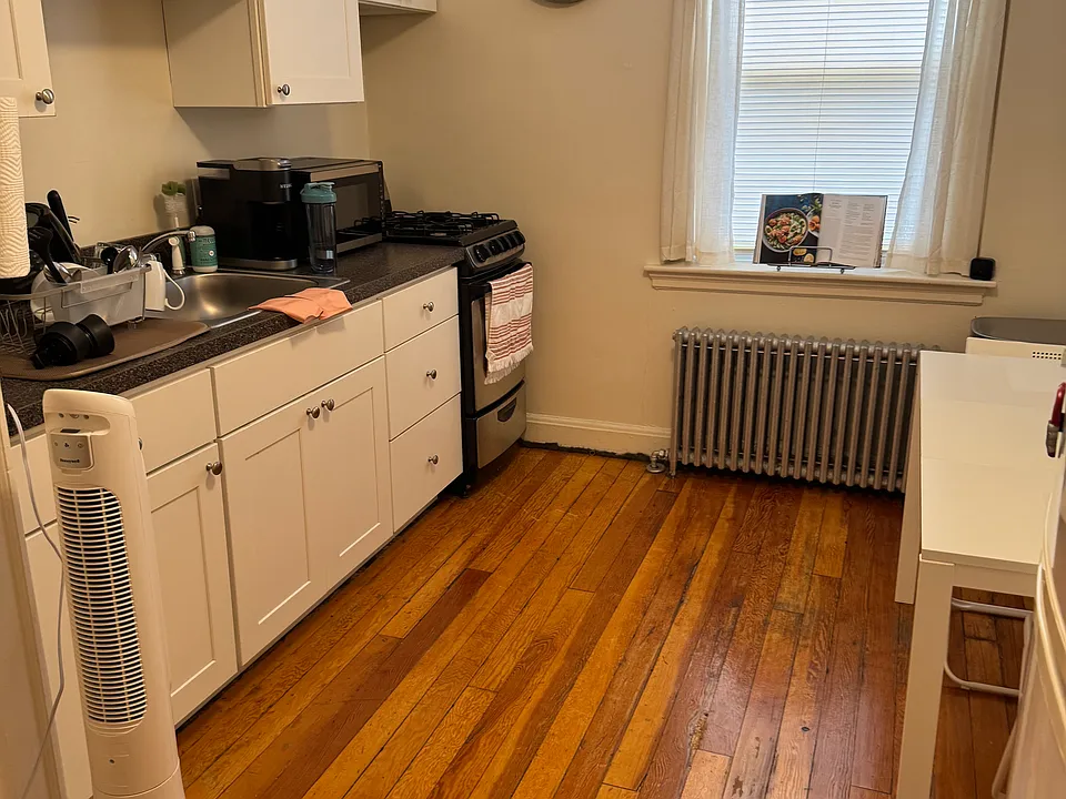 37 Appleton St #8