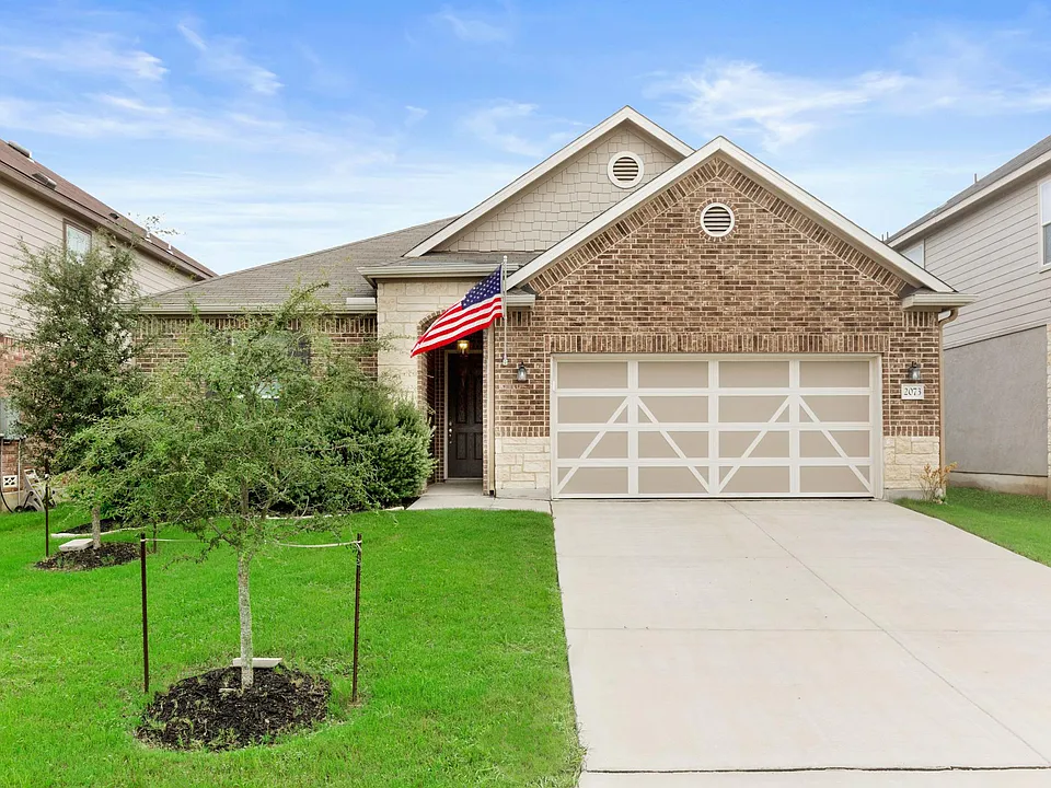 2073 Oxbow Cir