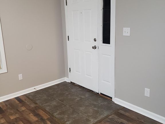 3rd image of 1069 Merrick Dr #2