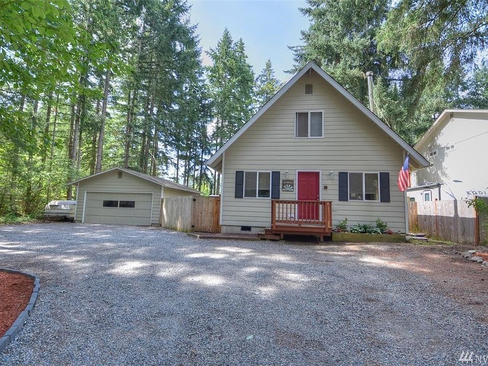 1st image of 22539 Bluewater Dr SE
