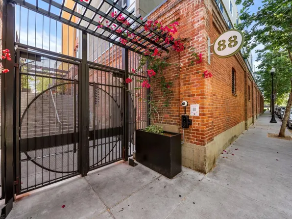 88 Bush St Unit 2206, San Jose, CA 95126