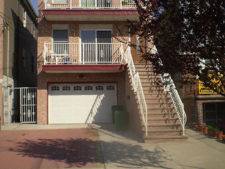 14 Bryant Ave #2 — Photo 5