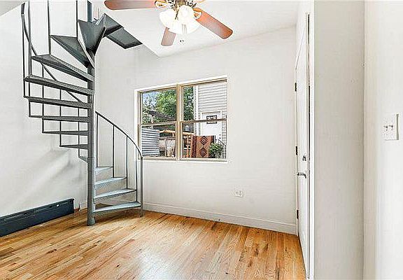 2nd image of 395 Van Brunt St #1