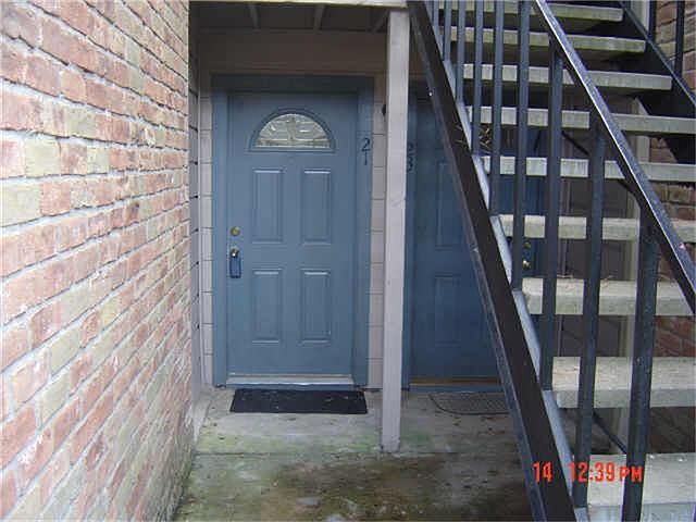 1st image of 17331 Red Oak Dr APT 21