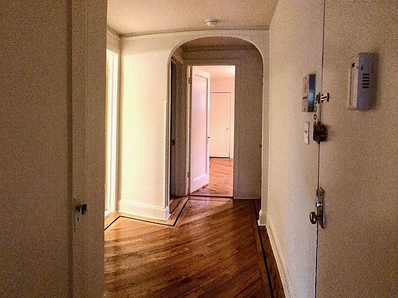 3rd image of 128 Dean St APT 1