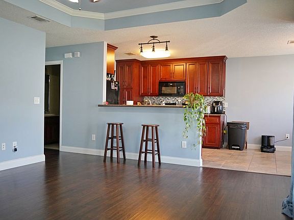 4th image of 5207 Branch Point Dr