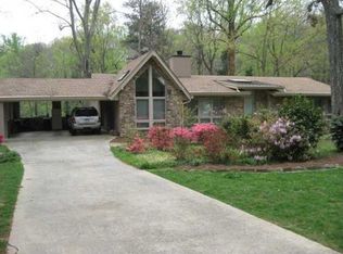 844 Castle Falls Dr, Atlanta, GA 30329