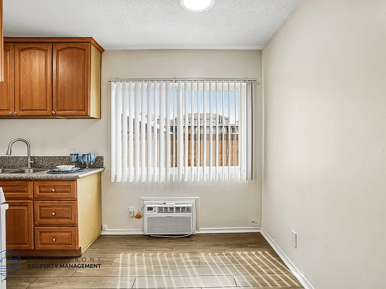 11100 Pangborn Ave. — Photo 11