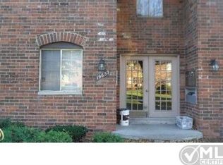 19637 W Twelve Mile Rd APT 104, Southfield, MI 48076