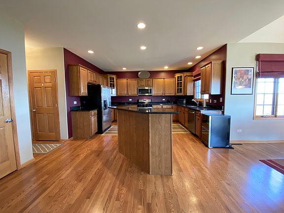 2nd image of 2838 Ryan Dr