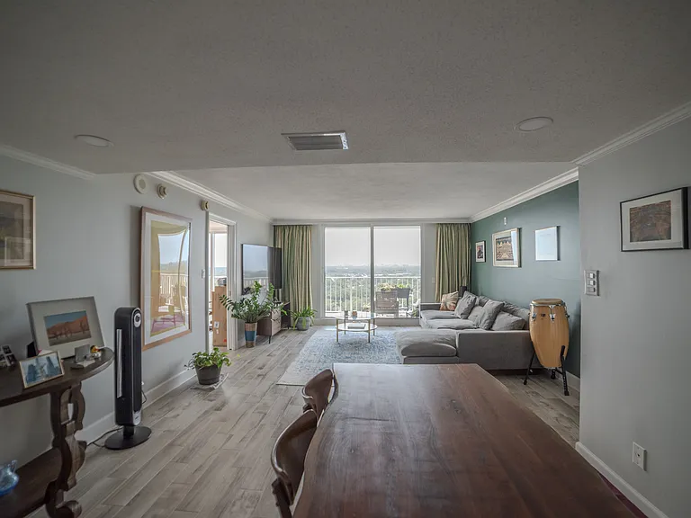 2611 Bayshore Blvd — Photo 10
