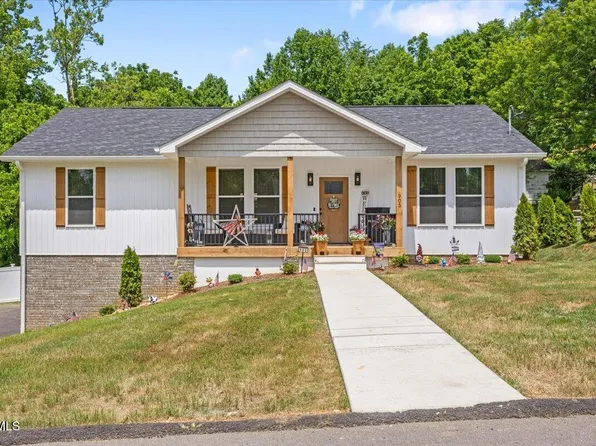 905 Fairlane Dr, Elizabethton, TN 37643