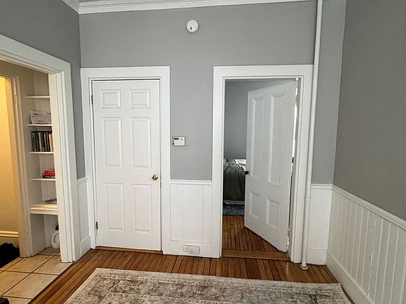 5th image of 541 Cumberland Ave APT 2