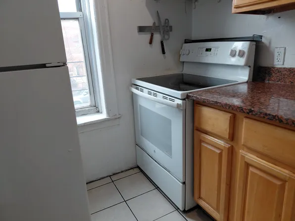 1663 Nostrand Avenue image 4 of 6