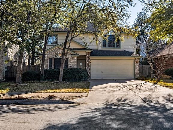 3rd image of 4123 Columbine Dr