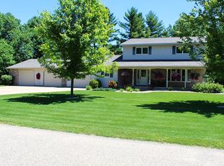 2511 Country Ln, Wisconsin Rapids, WI 54494