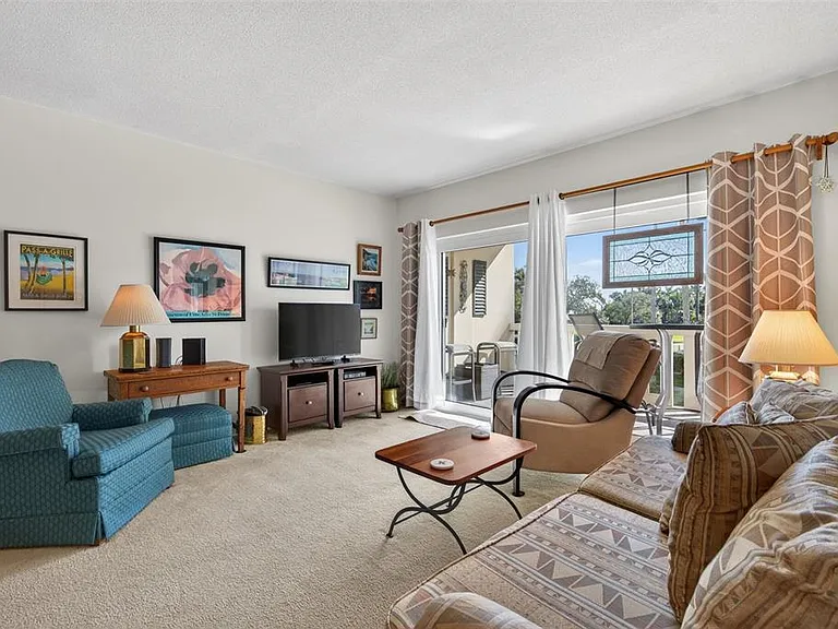 1200 N Shore Dr NE #201 — Photo 9