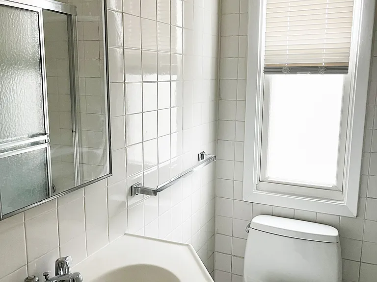 208 Ashford Ave #3 — Photo 9