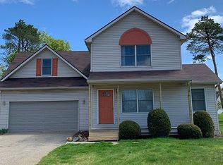 485 Dailey Ct, Fowlerville, MI 48836