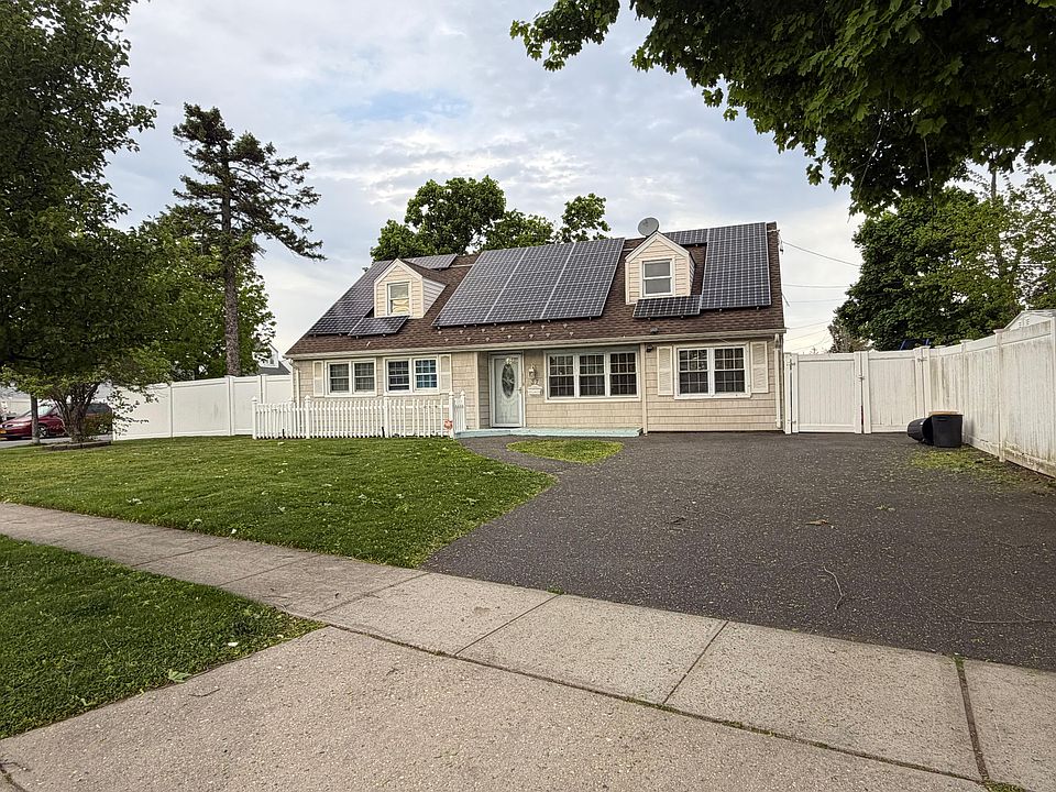 1st image of 37 Mead Ave