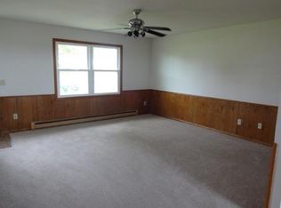 4889 Highway 33, West Bend, WI 53095