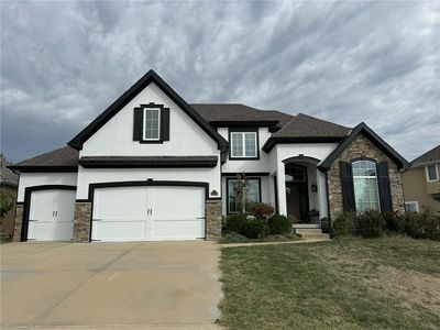 6104 NW 103rd St, Kansas City, MO, 64154