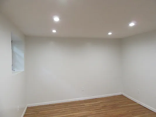 Rented by GFI Realty Services LLC | media 2