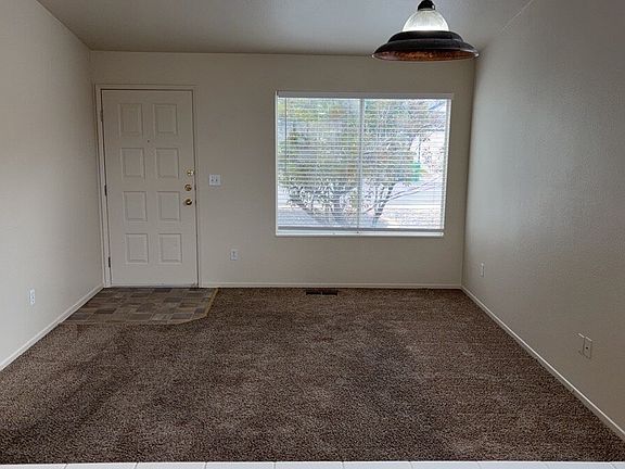 ad_photos_living_room_1_09032026