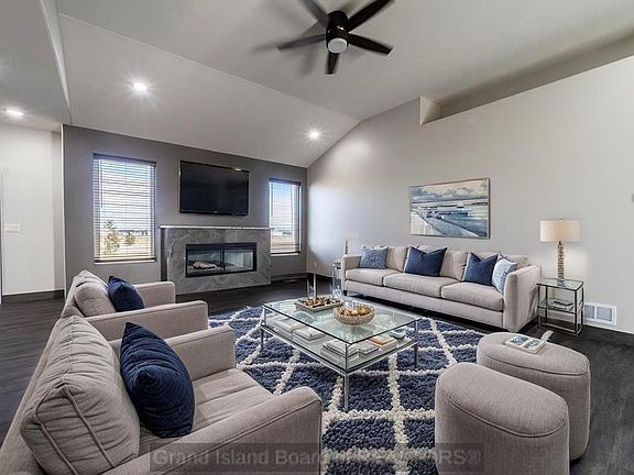 4th image of 3750 Lilac Ln