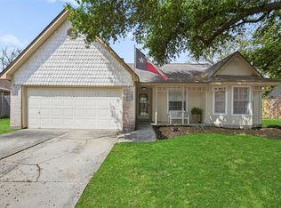 9206 Kirkleigh St, Spring, TX 77379