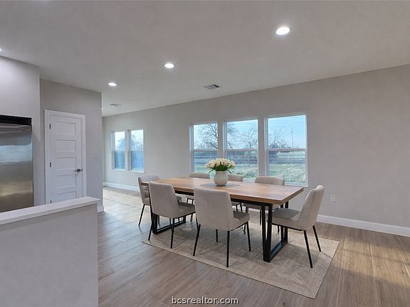 4th image of 3917 Harbor Bolton Rd