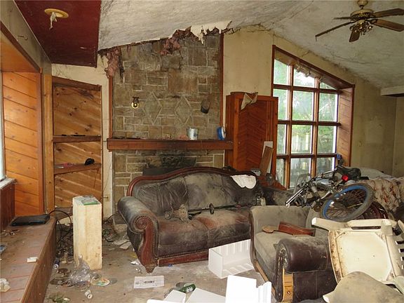 4th image of 237 Everson Valley Rd