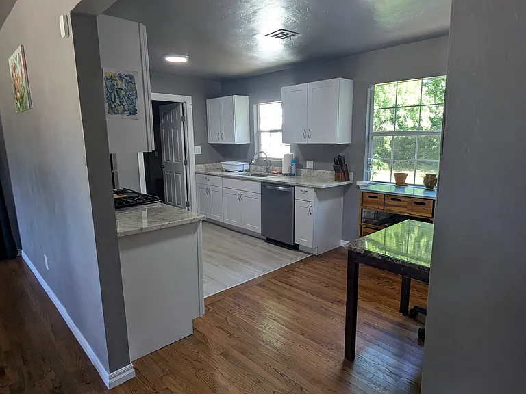 715 NW 89th St — Photo 9