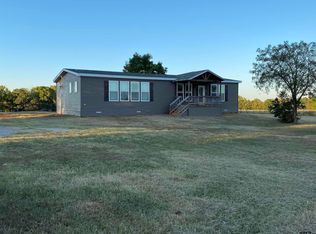 3106 Chipmunk Rd, Gilmer, TX 75644
