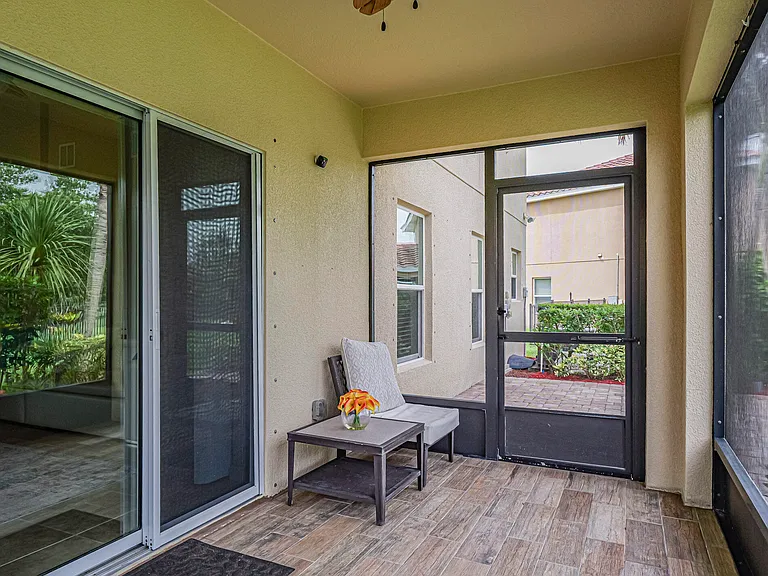 1750 Berkshire Cir SW — Photo 38
