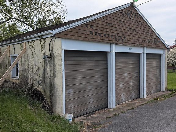 2nd image of 13967 Penn Shop Rd