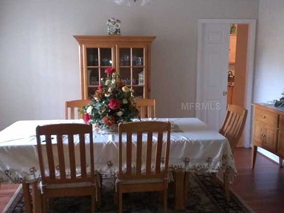 2nd image of 1953 Orchard Park Dr